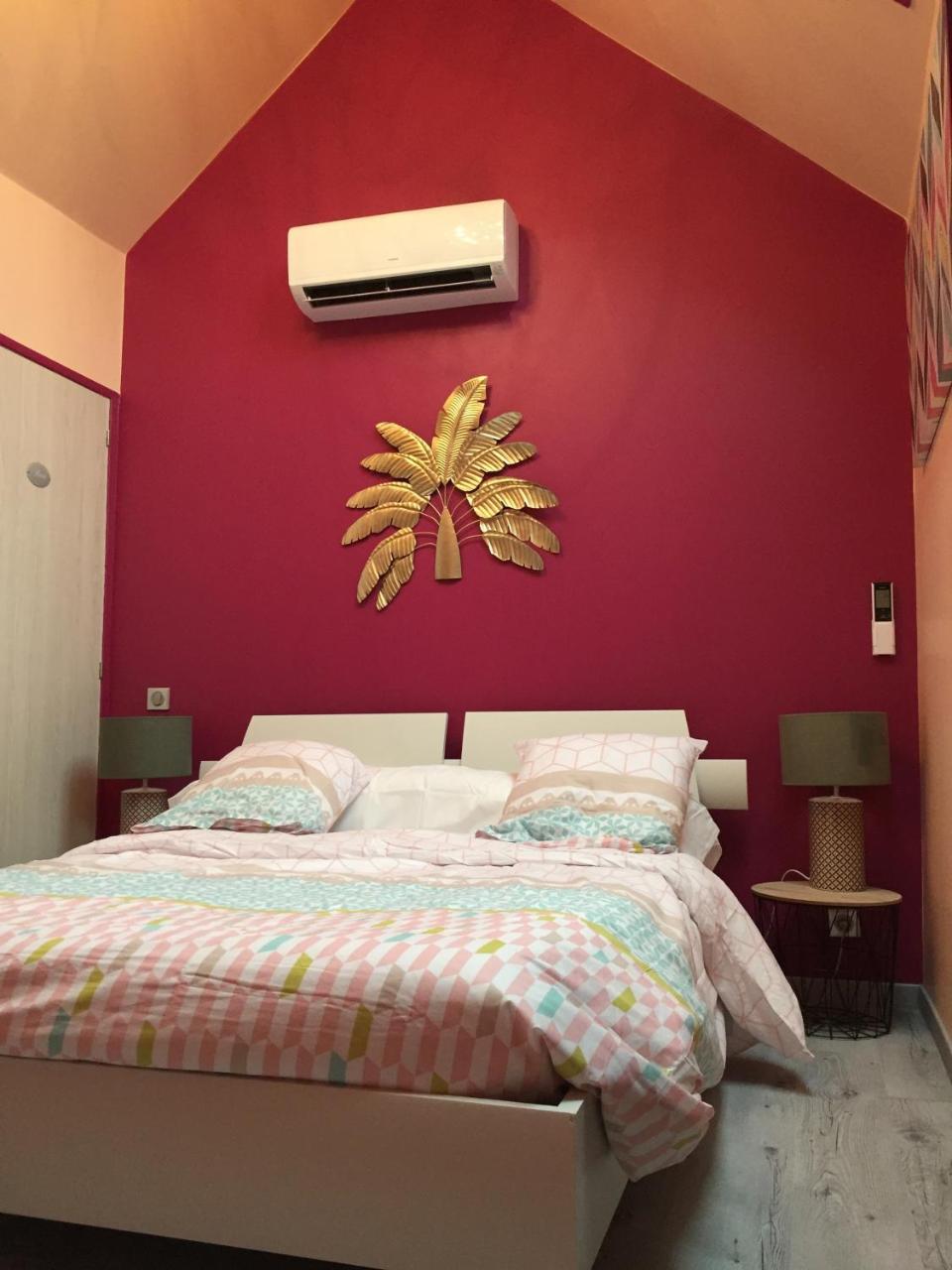 Bed and Breakfast Le Rouge & Blanc Saint-Maurice-le-Vieil Экстерьер фото
